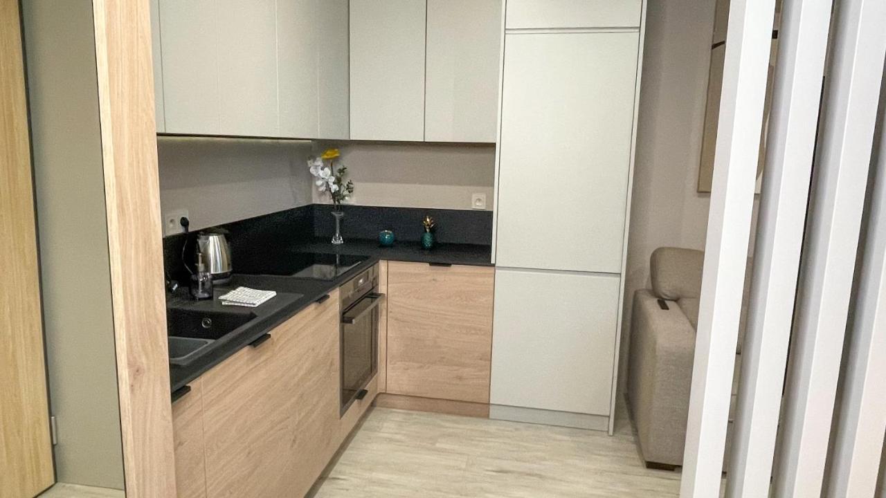 Comfortable 1-Room Apartment Close To The Center Varşovia Exterior foto