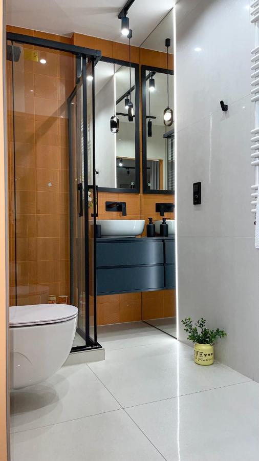 Comfortable 1-Room Apartment Close To The Center Varşovia Exterior foto