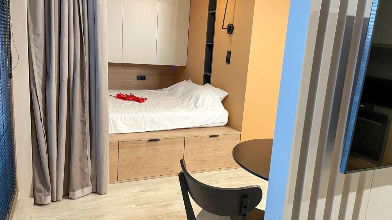 Comfortable 1-Room Apartment Close To The Center Varşovia Exterior foto