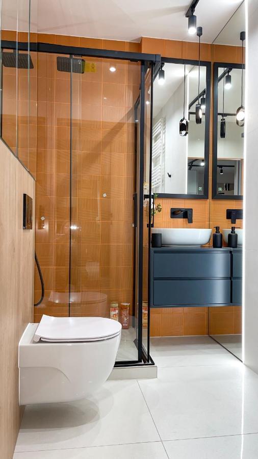 Comfortable 1-Room Apartment Close To The Center Varşovia Exterior foto